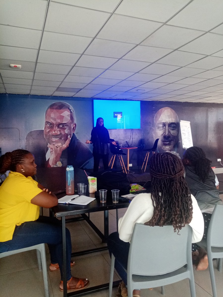 pyladieskla's tweet image. Today's meetup has been fun so many wonderful pyladies with cool @EvaNanyonga as our facilitator, where she presented about advanced topics in python.