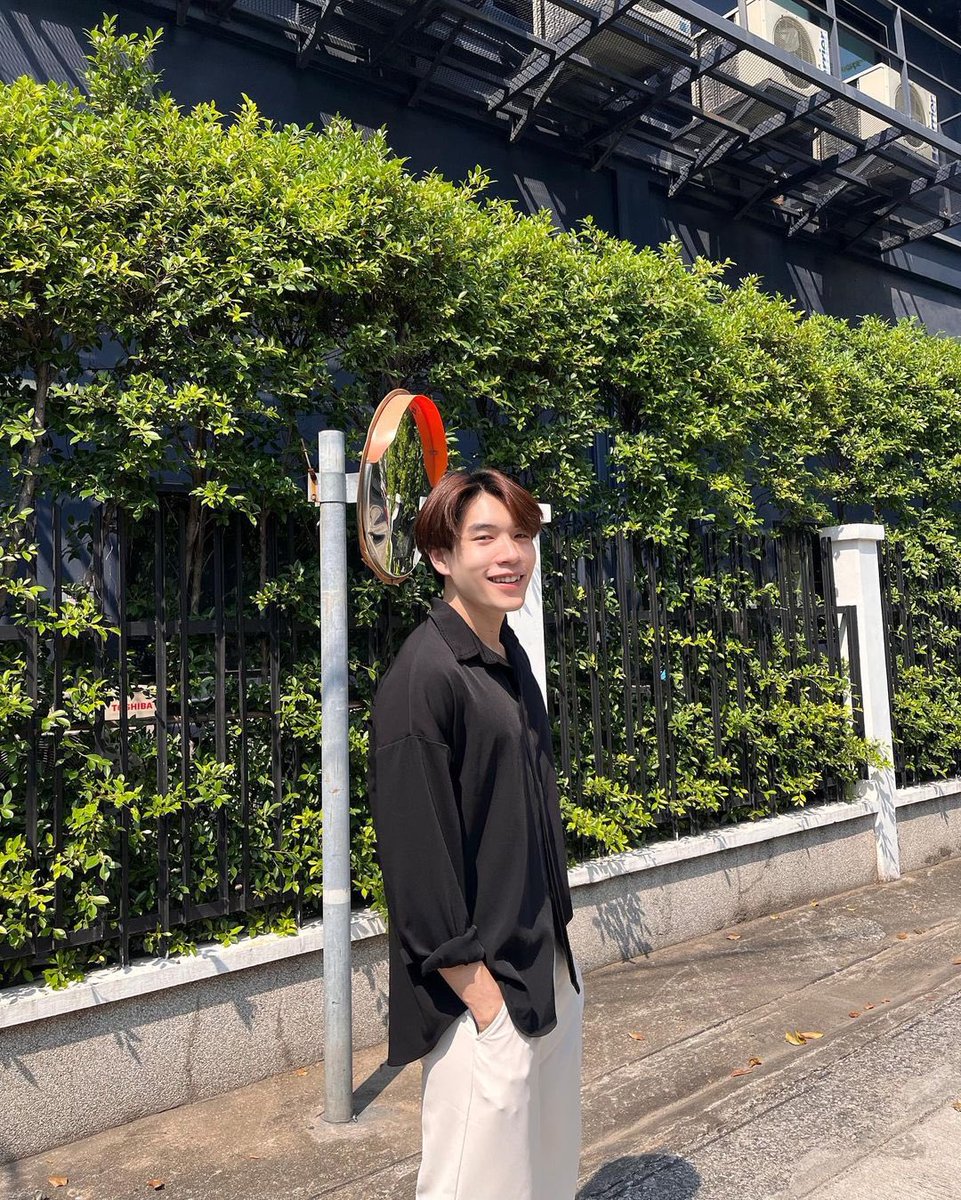 Ronnakit_House's tweet photo. ⌗ 🪜 #IGKitRonnakitUpdate
🪄𓈈IG;Kit_Ronnakit𓈈 🐕
Can I say I love you🫶🏻💓
🔗꒰ https://t.co/DmY8ya1fhc 🌟♡̶
#Kit_Ronnakit #Ronnakit_House https://t.co/mbbkwCnMyf