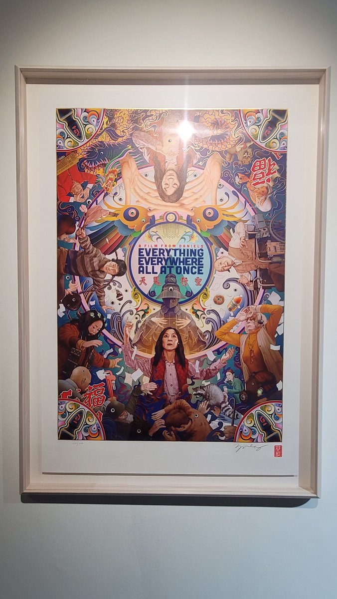 XDash's tweet image. 意外看到了瞬息全宇宙的海报原画稿，一本满足