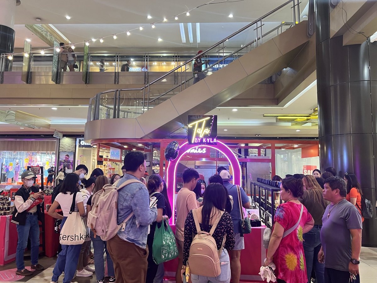 talabykyla's tweet photo. We’ll be at the SM City Cebu, North Wing Atrium until Feb 28! 🥰 See you, TALA Babes! 💖 https://t.co/dSMlkxaczU