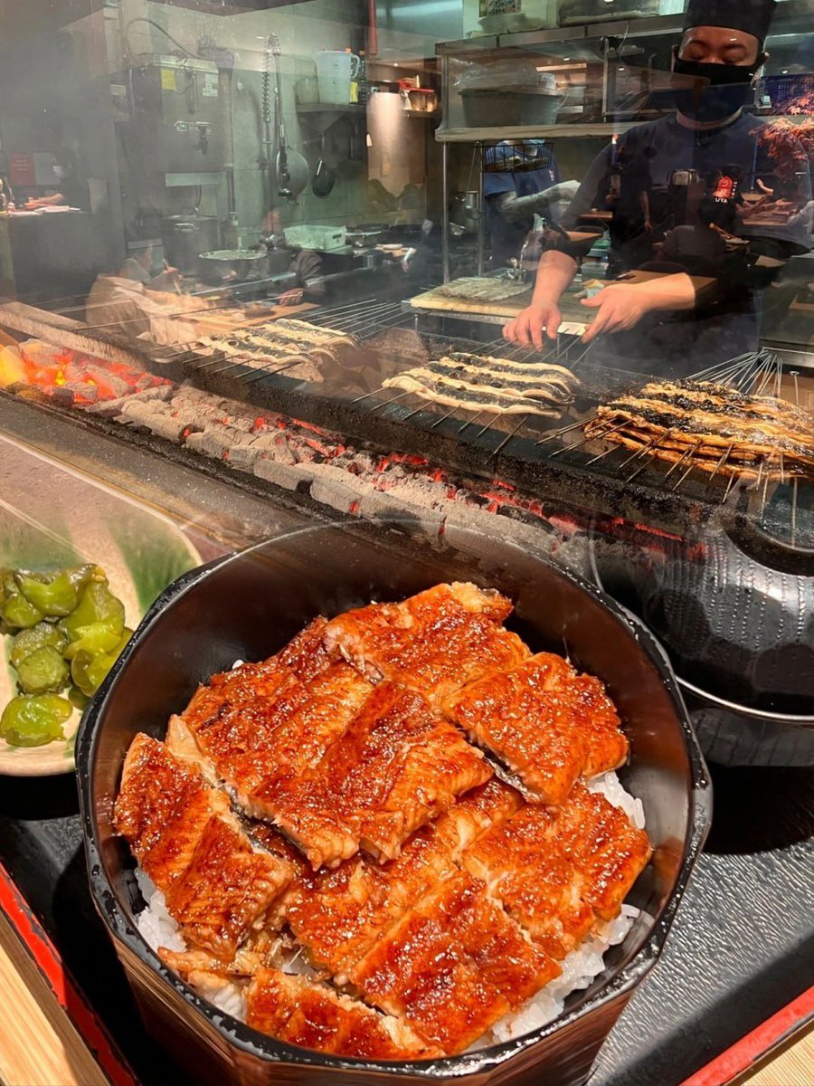 lul586's tweet photo. Eel rice https://t.co/edbpKp6GTs