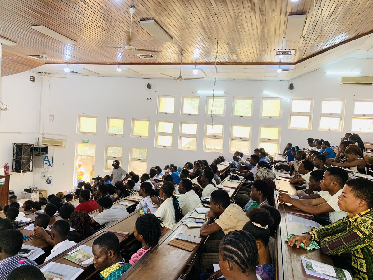 canarsa_knust's tweet photo. The World Pangolin Day celebrations 🤩.
[Pangolin &amp; Disease Transmission Sensitization].

#WorldPangolinDay https://t.co/Y8uHg57vuR