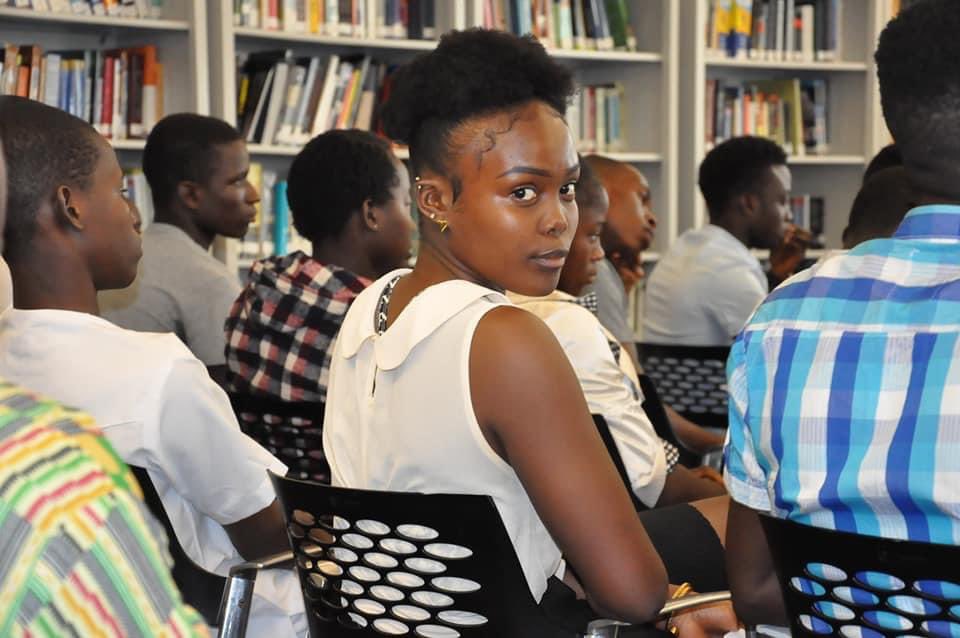 Kemah Vivian Lymas Tegli tweet media