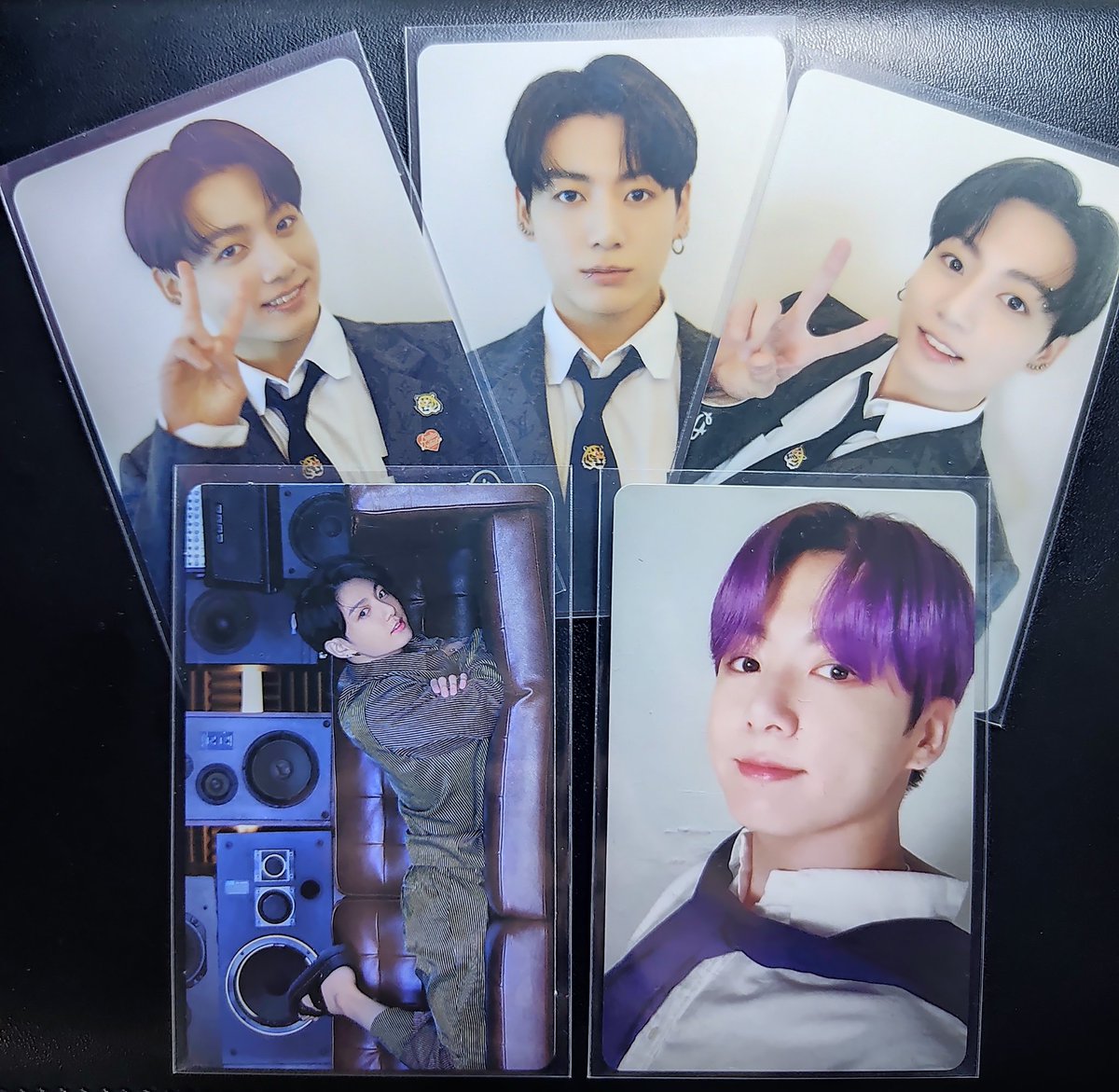 cescartz's tweet image. may inch po ba 😔
wts lfb bts jungkook pc ph 

t. bts jungkook dicon be essential  deco kit nrpc