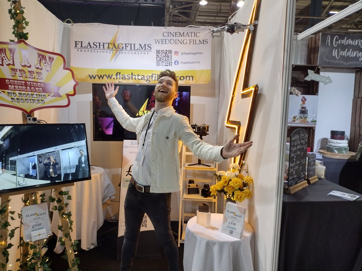 #sws23 #scottishweddingshow #flashtagfilms
All set for the next two days. Matthew is ready to uniquely capture your own special day. Visit him at stand 422B