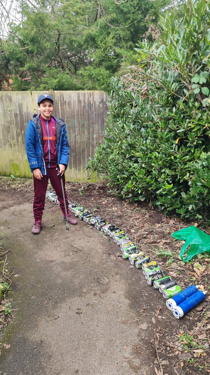 LKickers's tweet photo. We commented the other day that every community has a #BushOfDoom - here's one of ours! 46 cans today... someone really does like pear cider - and littering...🙄 https://t.co/0VRfToF3W4
