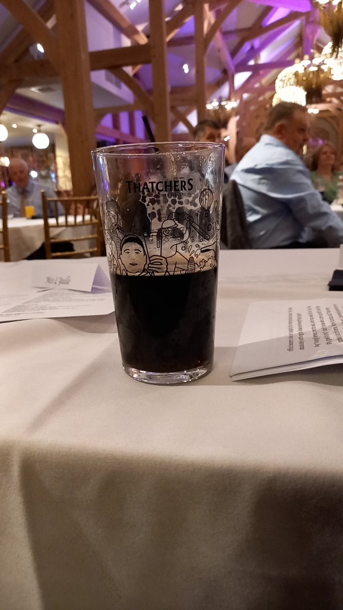 aahutton's tweet image. Pint of @GuinnessGB served in a Thatchers glass.

Fucking Sacrilege!!