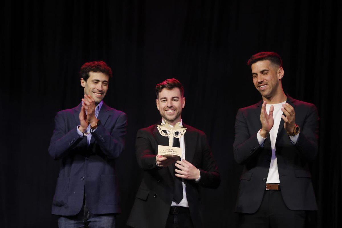 fran__san's tweet photo. 🎭Máscara 2023.Este es el agradecimiento más especial que puede tener alguien que haya nacido en Cabezo de Torres. Me siento el tío mas feliz de esta tierra, y la culpa la tenéis vosotros
 
A todos con los que he compartido tanto.Gracias! Mi alma es Carnavalera y Cabezo mi pueblo https://t.co/Ic4kziQ3Yy