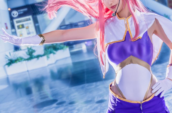 Twitterのコスプレ画像16