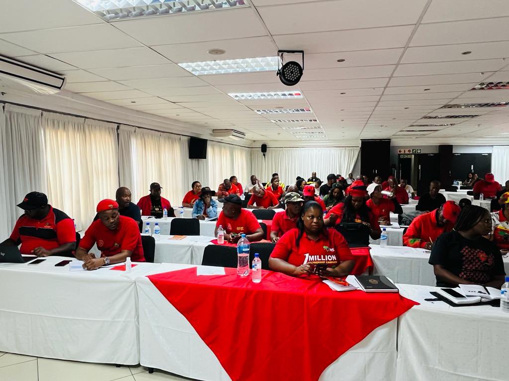 FloydShivambu's tweet photo. The @EFFSouthAfrica. Central Command Team’s induction of all members of the Provincial &amp; Regional Command Teams in Limpopo. PCT &amp; RCT Members will immediately from here go &amp; induct all Brach Command Teams and extend the induction to the entire membership of the EFF. #EFFTurns10! https://t.co/T1kncjqofp