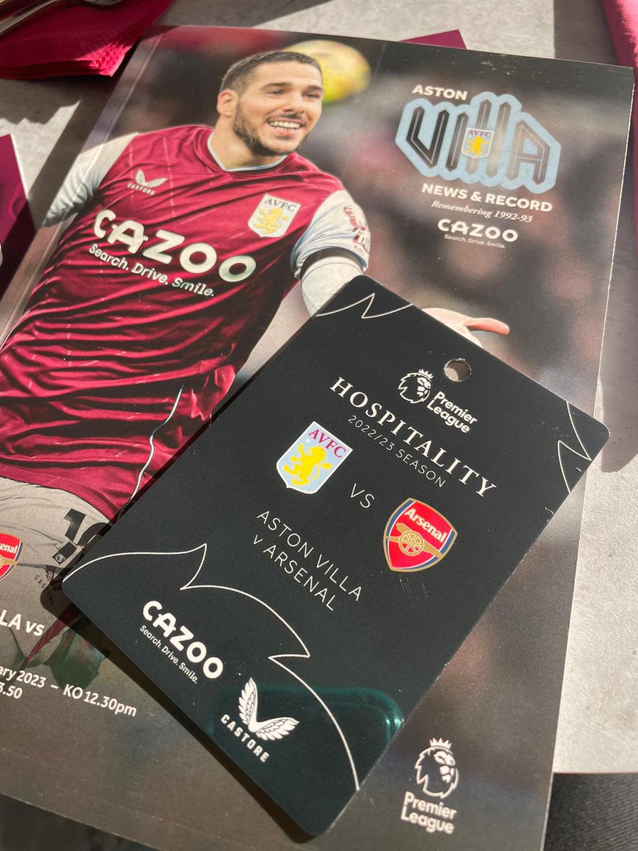 Darren Owens tweet media