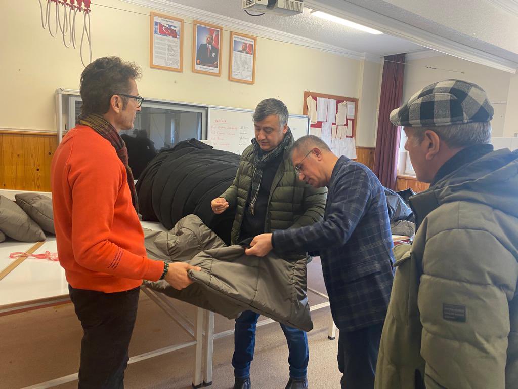 mehmetalikatip1's tweet photo. İl Milli Eğitim Müdürl��ğümüzün koordinesinde, afet bölgesine gönderilmek üzere uyku tulumu üreten @HasanCakinMTAL ,@BafraHEM ve @AhEgitim ‘de @samsunmem Şube Müdürümüz @ALSEZEK ile ziyaret ettik. Emeği geçenlere teşekkür ediyoruz.
@bafra_mem @muratagar60 @prof_mahmutozer @tcmeb https://t.co/PBHyf37OoH