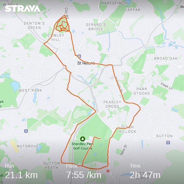 🥳🥳 HALF A MARATHON this morning 🥳🥳

Never in a million years would I thought I could do that but I made it. It was so hard but I’m alive - just about 🤣🤦🏼‍♀️

9 weeks to the #londonmarathon23

Raising money for @tourettesaction 

justgiving.com/fundraising/em…

#londonmarathontraining