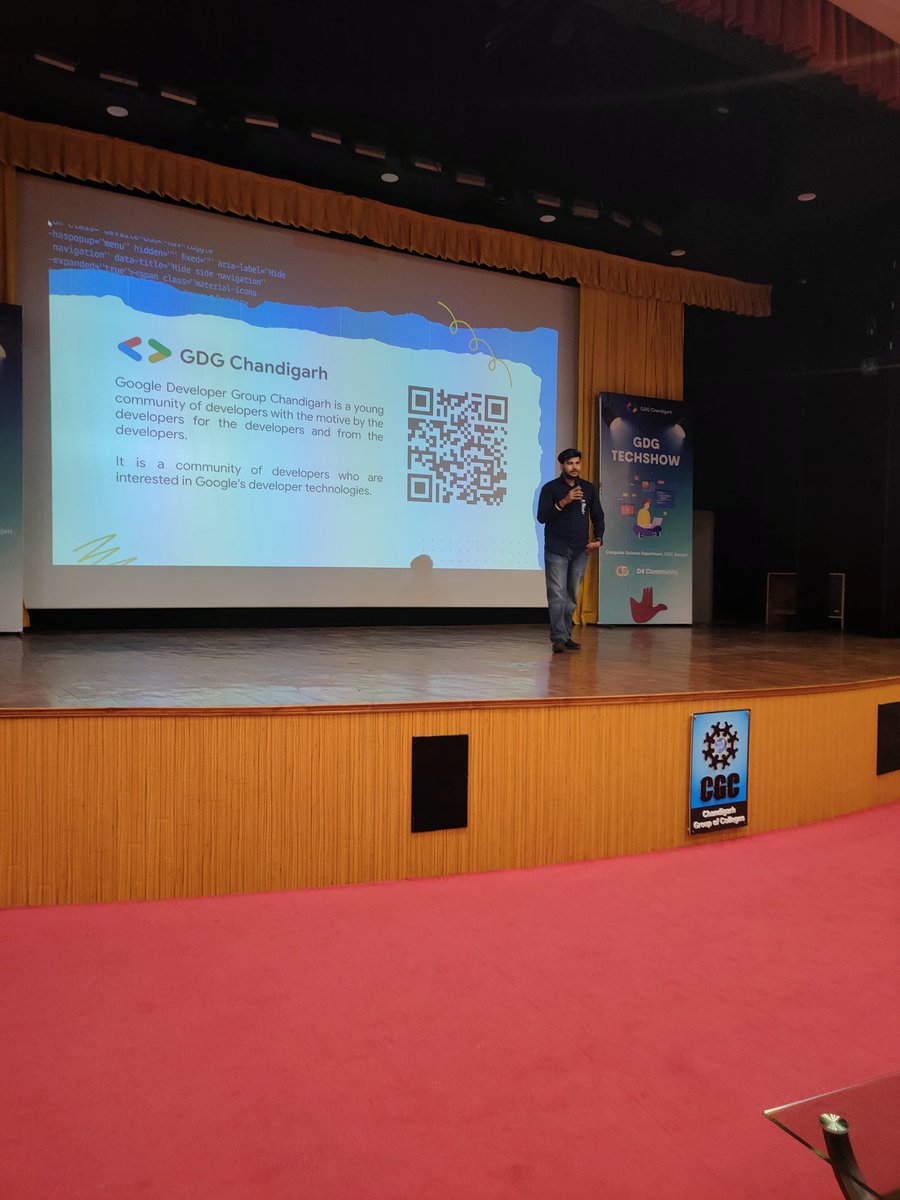 its_akt_'s tweet image. Keynote by Yatin sir @hifiveyatin 

#gdgtechshow #gdgchandigarh