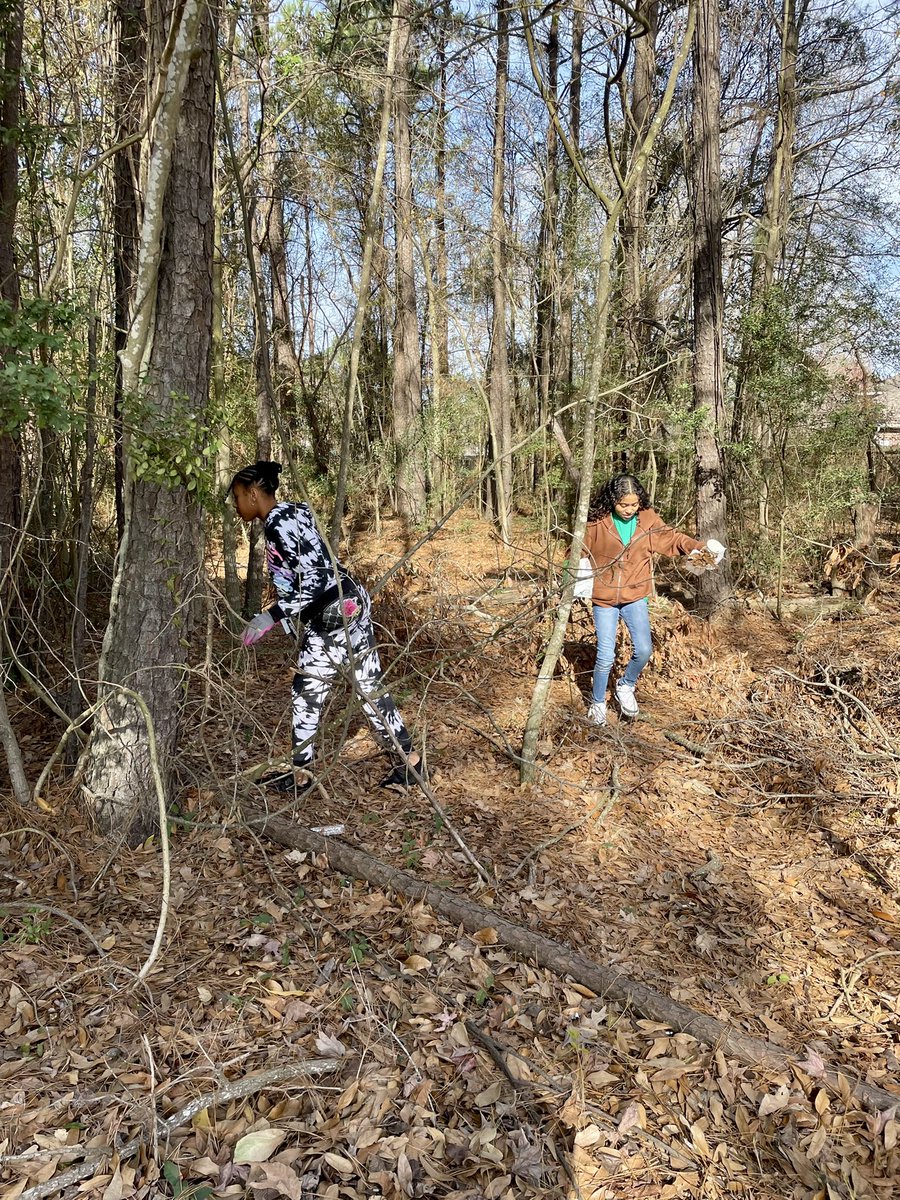 TMS_GreenTeam (@tms_greenteam) on Twitter photo Another Campus Clean-Up in the books! I’ll sacrifice a Saturday morning to be out in the sunshine, helping the environment with these cuties any time 🌎🔆🌳<a href="/HumbleISD_TMS/">Timberwood Middle</a> <a href="/PerySade/">sade perry</a> Another Campus Clean-Up in the books! I’ll sacrifice a Saturday morning to be out in the sunshine, helping the environment with these cuties any time 🌎🔆🌳<a href="/HumbleISD_TMS/">Timberwood Middle</a> <a href="/PerySade/">sade perry</a>