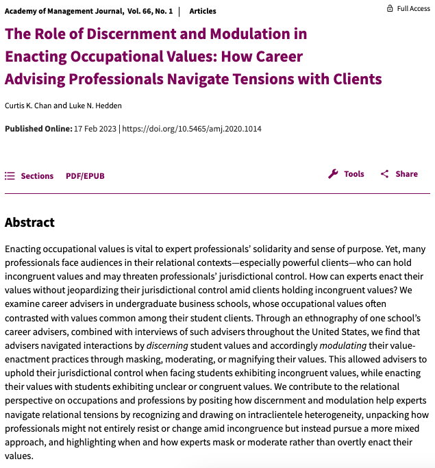 Thrilled that my #AMJ paper with Luke Hedden is out in print 😀 It's about how career advising professionals navigate values tensions with their student clients; they do it by discerning student values and modulating their own values accordingly! journals.aom.org/doi/full/10.54…