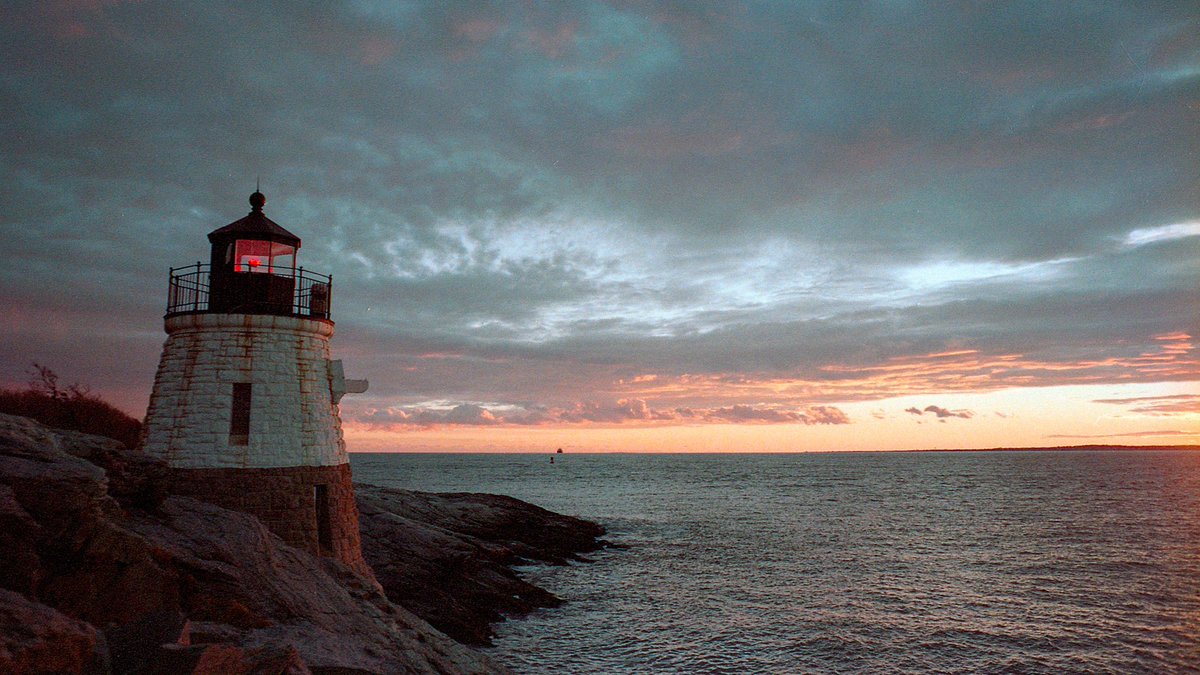 nev_in_color's tweet photo. Rhode Island on 35mm 🎞 https://t.co/cVZ5wZiuLm