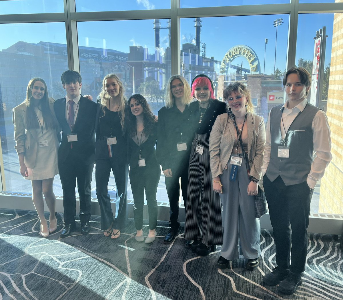 oconbrooks's tweet photo. These JSAers are taking on Indianapolis! Get ready Indy! @OconHS @OconScavone #midwestjsa #oconpride #jsa #wintercongress https://t.co/3Vg84Ug1Zb
