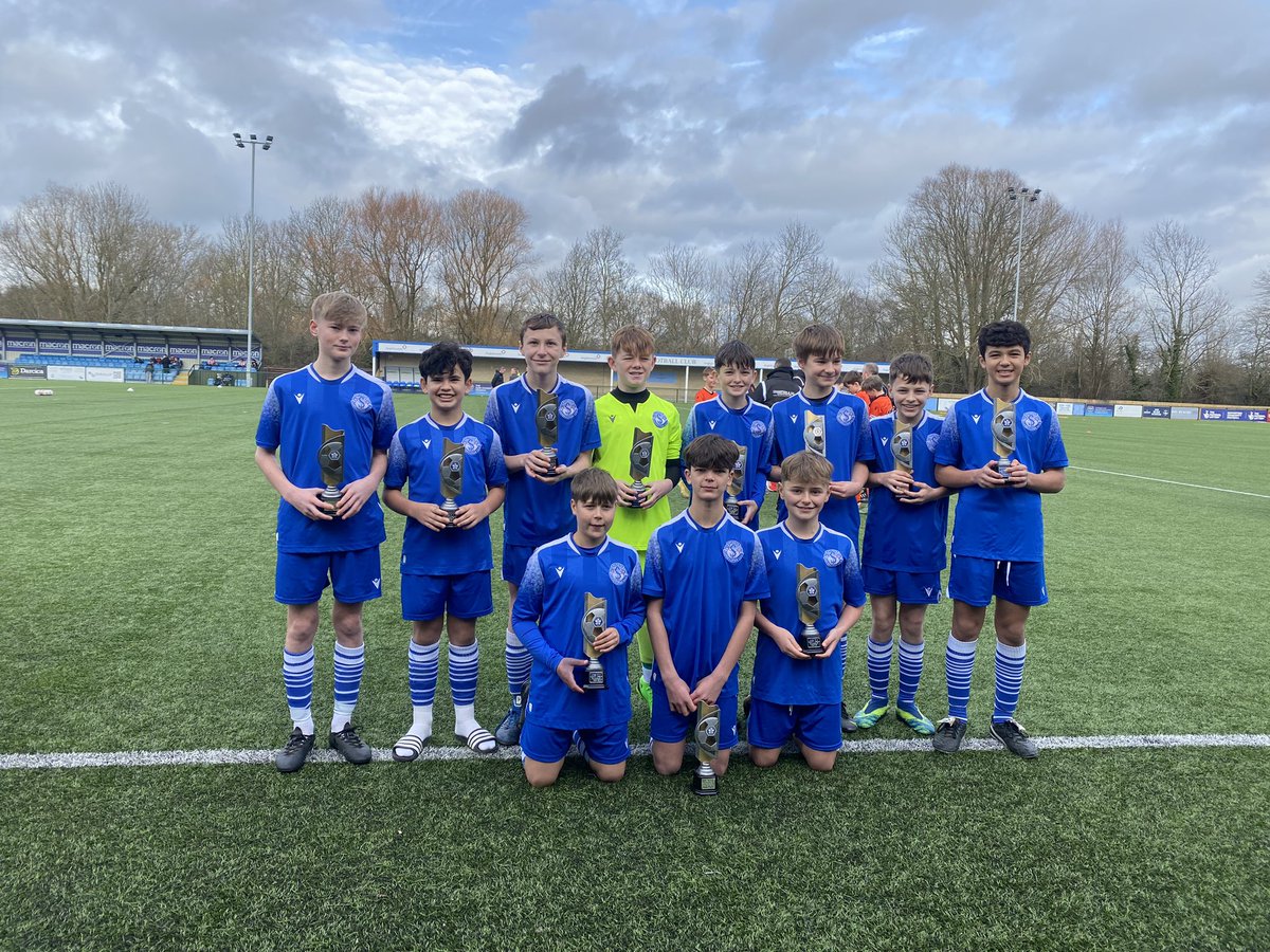 ssyfcunder13's tweet image. Great day at Oxford City FC for the Autumn league presentation- runners up of the Oxford A league 🏆⚽️ thanks for coming along lads,hope you all enjoyed your day of matches, crossbar challenge &amp;amp; picking up your 🏆 Shoutout to Kaden for winning crossbar challenge #ssyfc