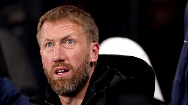 Cfc_Kemboi's tweet photo. 🔵We Have 3 strikers but Mr Potter is playing Mason Mount as No 9.
🔵 Potter did a substitution by removing Datro Fofana the best mahn on the pitch , and left the worse. It's getting worse every day.

Mr Potter has no particular game plan.

Potter Out. https://t.co/idkxjfRy4Q