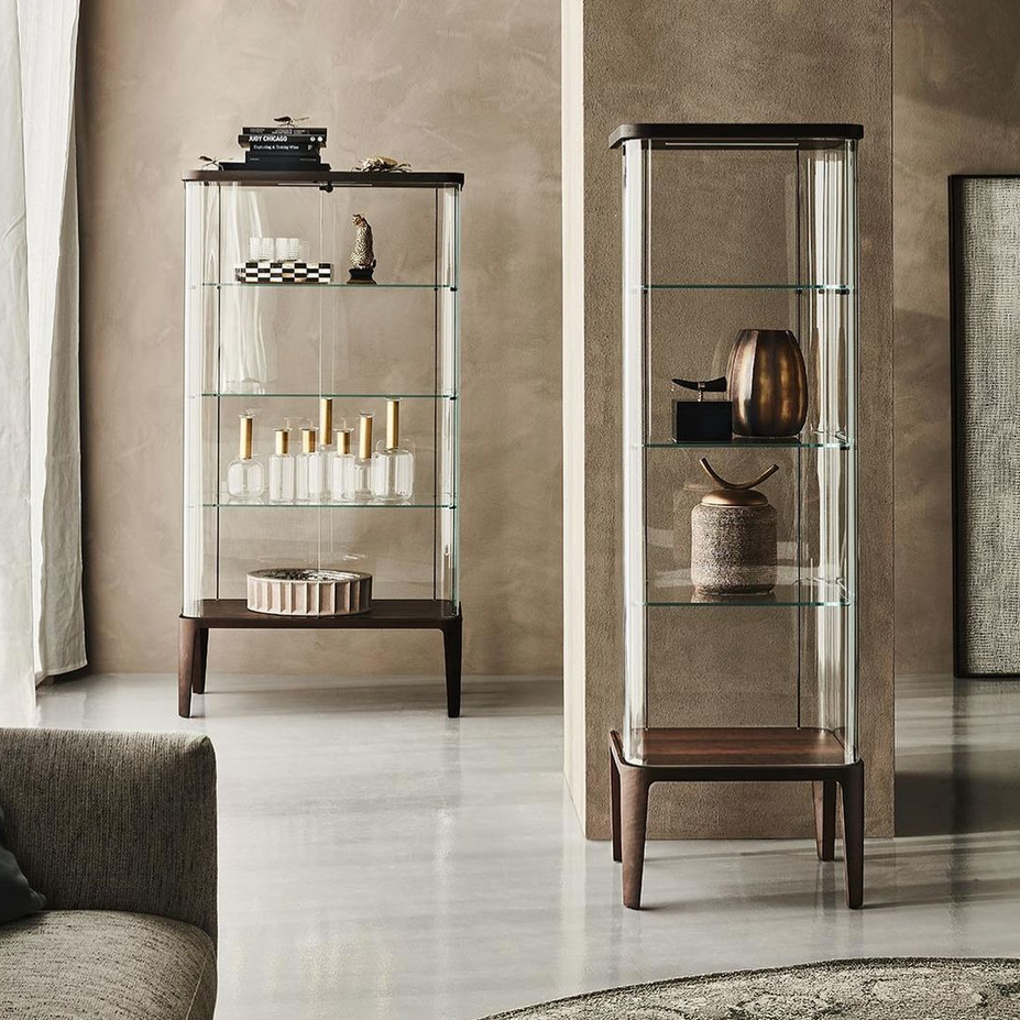 theodoresdc's tweet photo. Looking for a beautiful way to display your collectables? Theodores offers many modern storage and display cabinet options #modernstorage #modernfurniture #interiordesign #visittheodores #designdc #designinspiration #homeinterior #luxuryhome #homedecor #interiors #homedesign https://t.co/CUtwihHB0M