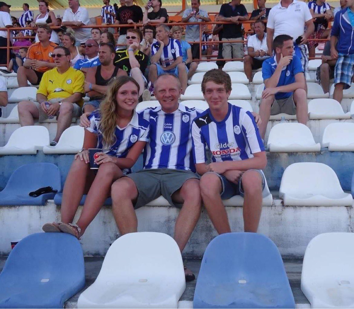 #SHWMKD 
Happy 60th Birthday Dad 🔵⚪️🔵
Hoping for 3 points to start your birthday celebrations!