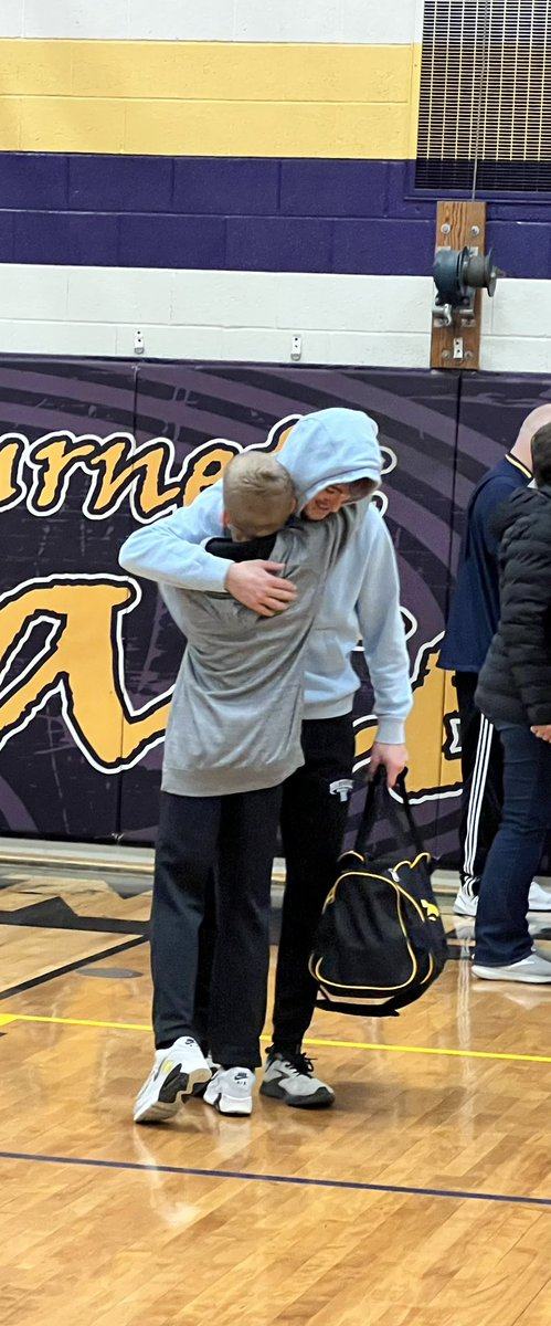 10Boxermom15's tweet photo. These are the only 2 pictures I got last night❤️ but they speak volume! Carver wears his heart on his sleeve, he absolutely loves basketball season and growing a bond with these kids and coaches! https://t.co/0Mgo4QDSlP