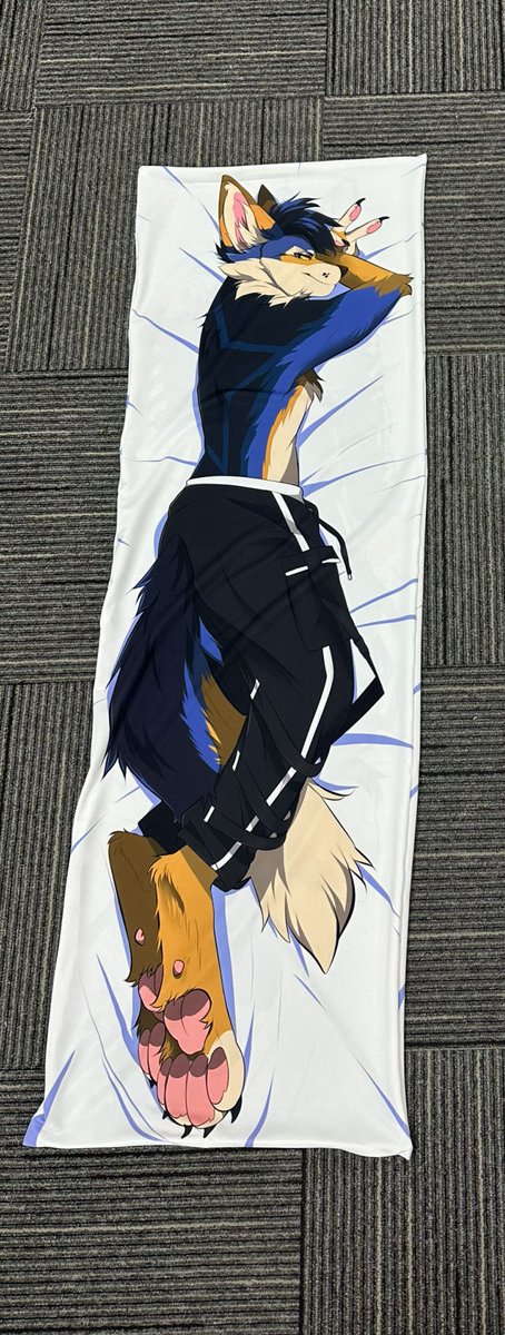 BuildAFur's tweet photo. Hey everyone! We officially have to preorder; Jericho's daki! 

2W Tricot casing sized 150x50cm. We will be ordering bulk soon!

Take this edgy but fluffy boy home by preordering here: https://t.co/K26nYCz5wq

#furry #furrydaki #dakimakura 
🎨 @CrowParadeinc #furrybodypillow https://t.co/IJN2pb4EGm