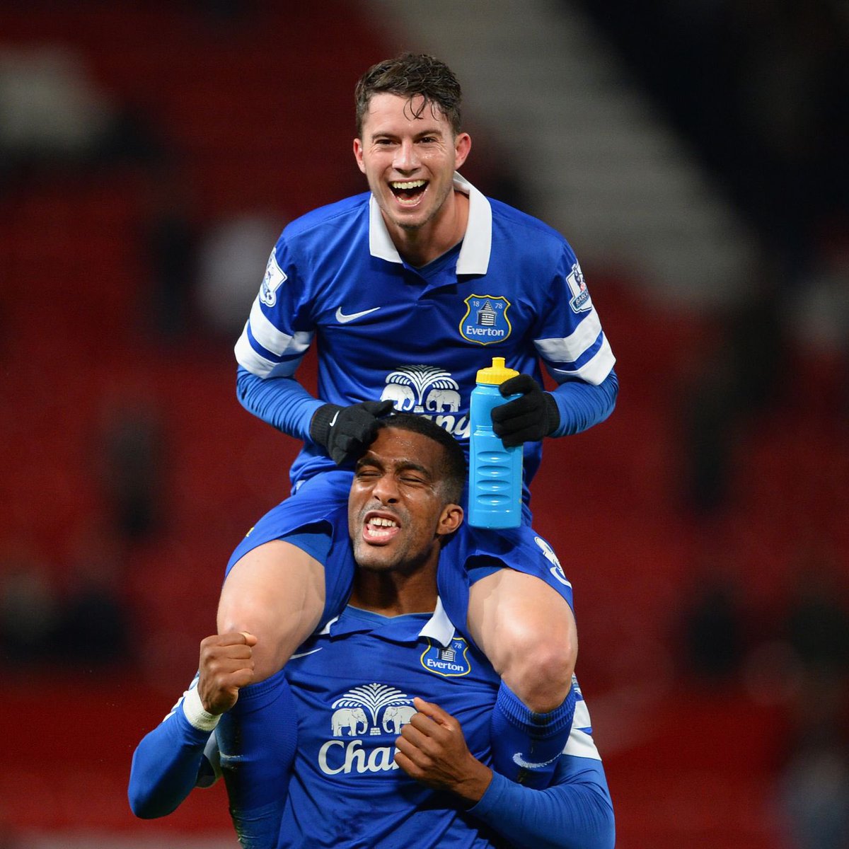 PaigeyEFC's tweet photo. @realsaltlake @Bryan_Oviedo Happy birthday @Bryan_Oviedo 💙 #oviedobaby https://t.co/9N6ZcZw7FL