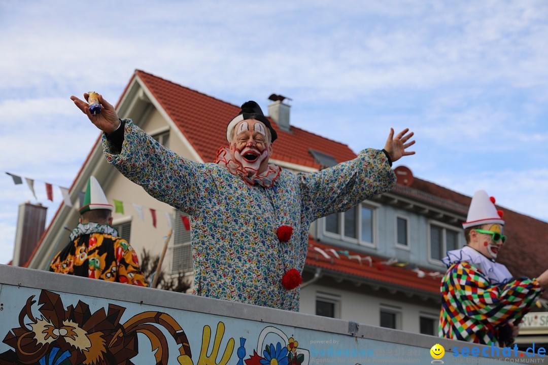 seechat's tweet image. Narrensprung - Fasnetsumzug 2023: Baienfurt, 18.02.2023

#Fasnet, #Fasching, #Baienfurt, #Fasnetsumzug, #Narren, #Dorffasnet, #Boiafurt, 
#BODENSEEMEDIEN, #ILOVEBODENSEE, #bodenseemedia, #BODENSEECOMMUNITY, #bodenseelove, #bodenseephotography, #Bodensee, #BodenseeParty, #SEECHAT