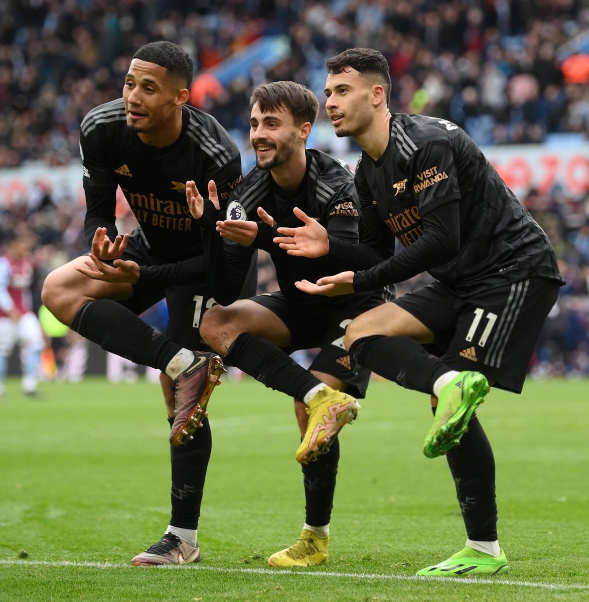 Im_fayu's tweet image. @Arsenal Back to 🔝of the @premierleague 🔥🔥 #ARSVIL #FORMCI