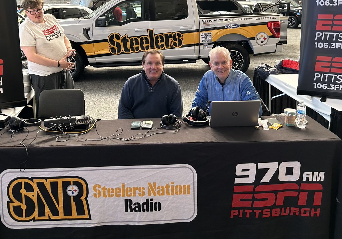 Stop by the Pittsburgh International Car Show at the David L. Lawrence Convention Center and see me and ⁦<a href="/TomScrapBradley/">Tom Bradley</a>⁩ by the Ford Display noon to 2 pm today for some good Steelers talk.