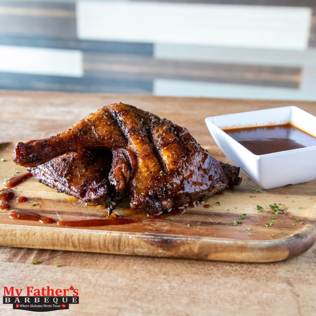 MyFathersBBQ's tweet image. Our smoked chicken quarter is brined overnight and seasoned with our house chicken rub for that perfect BBQ flavor.🍗😋

📱myfathersbbq.com/menu
 #califoodie #angusbeef #beefbrisket #smokedchicken