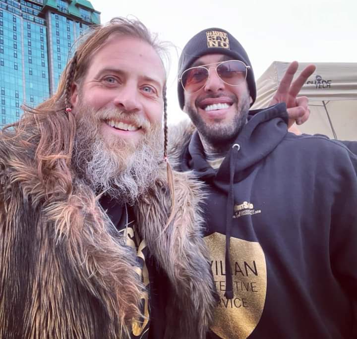 GuenthnerKelly's tweet photo. π¨π¦π¨π¦ go follow @RealMrFreedom and @chrissaccoccia1 #worldunityconvoy β€β€π¨π¦π¨π¦ https://t.co/FOeWVHyfMz