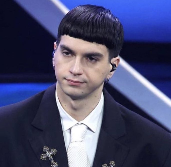 sethuisinhell's tweet photo. io quando mi sveglio e non sono ancora milionario https://t.co/9ITmUqUtkS
