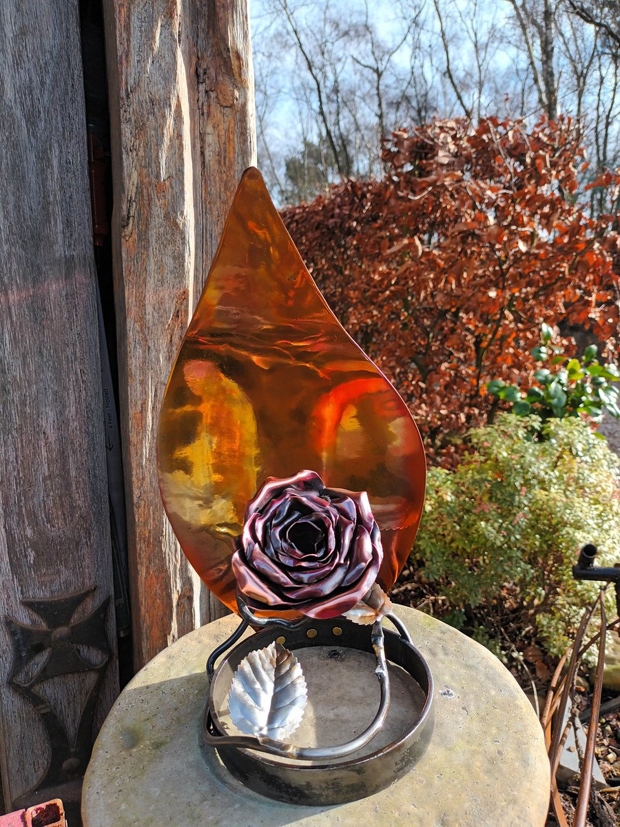 A #copper rose. A rose I copper. #sculpture #dorset