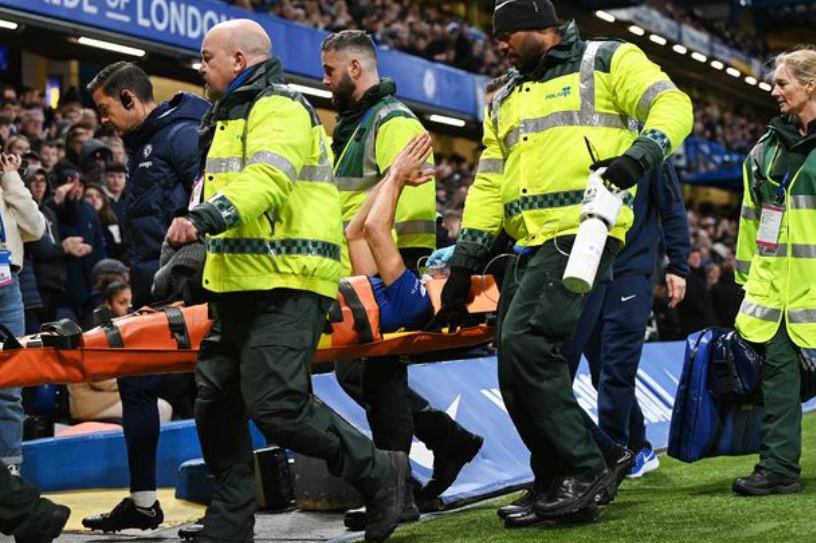 BenDinnery's tweet image. 'He's in hospital. He is conscious and speaking to his wife. Hopefully, he is in the best place, and we're monitoring. He needs to take all the precautions we need to take now.'

#CFC #Azpilicueta