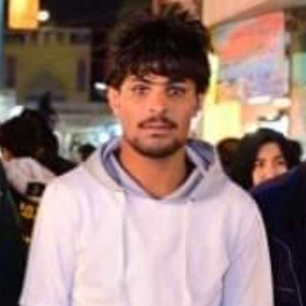 yosfWMx's tweet photo. #صورة_ملف_شخصي_جديدة https://t.co/vGxJGs8xKA