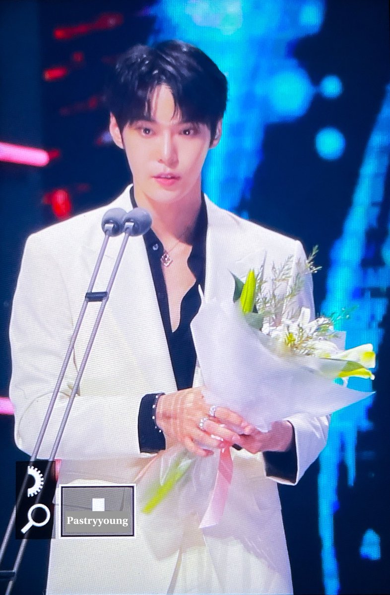 pastryyoung26's tweet photo. 230218 써클차트

#도영 #DOYOUNG https://t.co/IOuANZJMZo