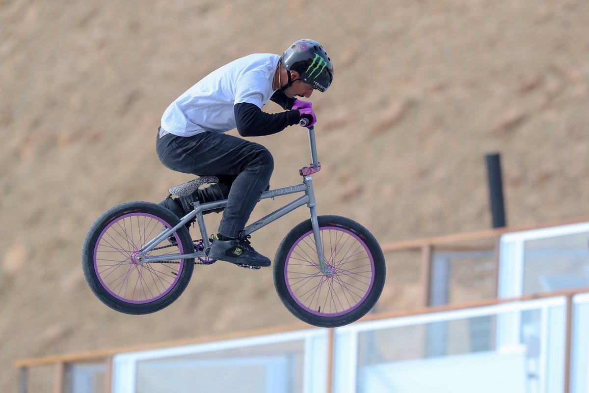 📸 المشاركون في جولات الإحماء لنهائيات #كأس_العالم_للدراجات_الاستعراضية 🤩