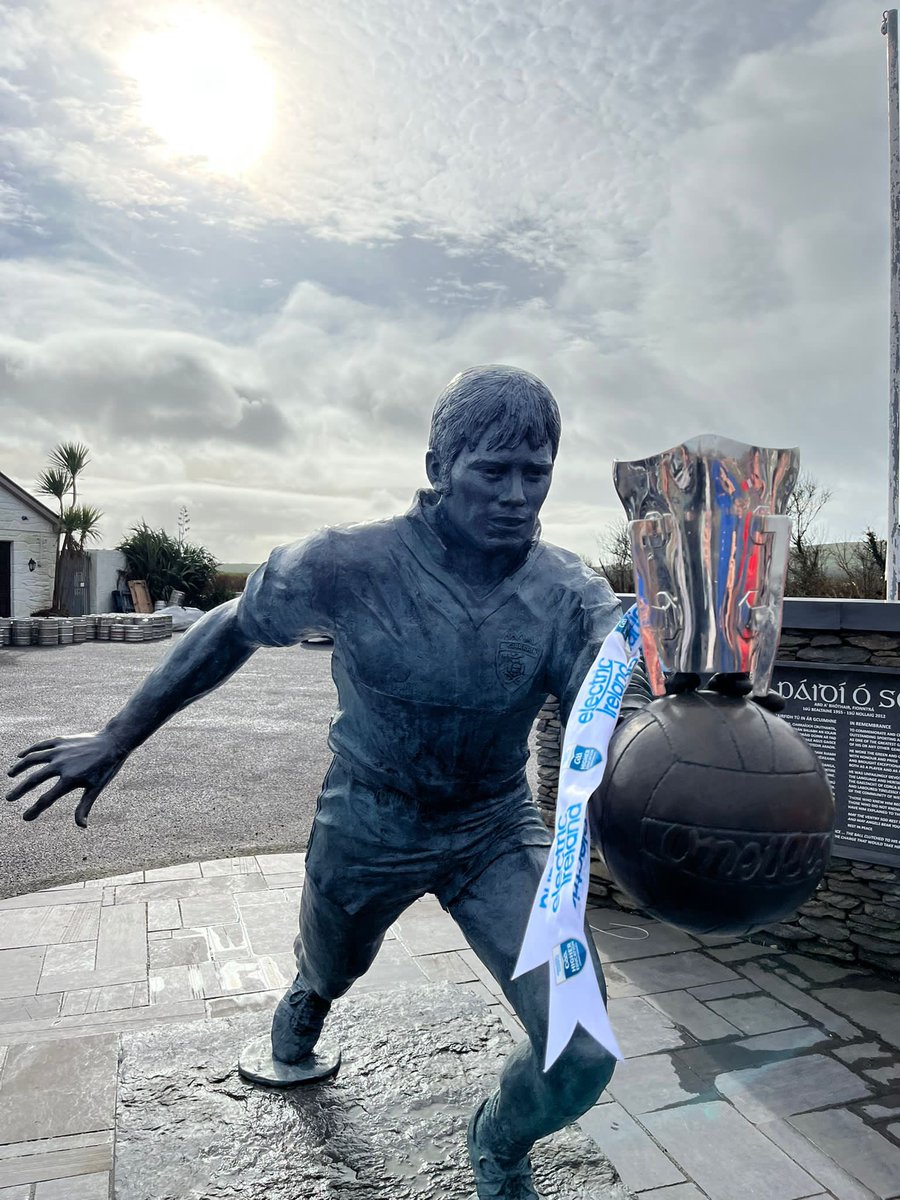 ucc_gaa's tweet image. Páidí and George meet up on the World Tour @tomas5ky @drconmurphy