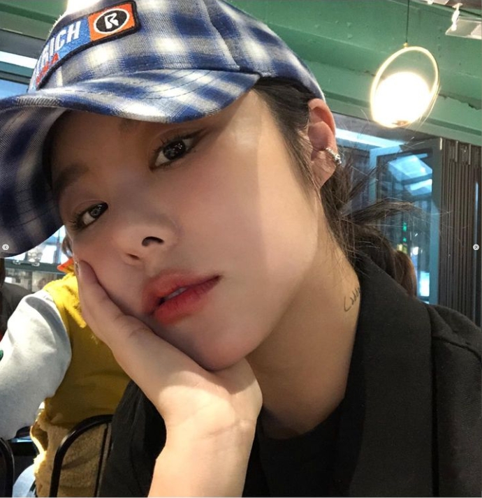 IreneLe64629830's tweet photo. 🔜https://t.co/Ftp3rZVB2H

[#paeyong #패용👊]
my #퀸 #女王 #정휘인
#휘인 #WheeIn #JungWheein #フィイン #丁輝人 #輝人
#lucky #muse #goddess #star #fairy
#Dancer #Vocal #Artist #Allrounder #AceWheein 
#MAMAMOO #ママム #媽媽木 #مامامو

[#Queen]
🔜https://t.co/UbfNhk9XSw https://t.co/ki1mxgKFxk