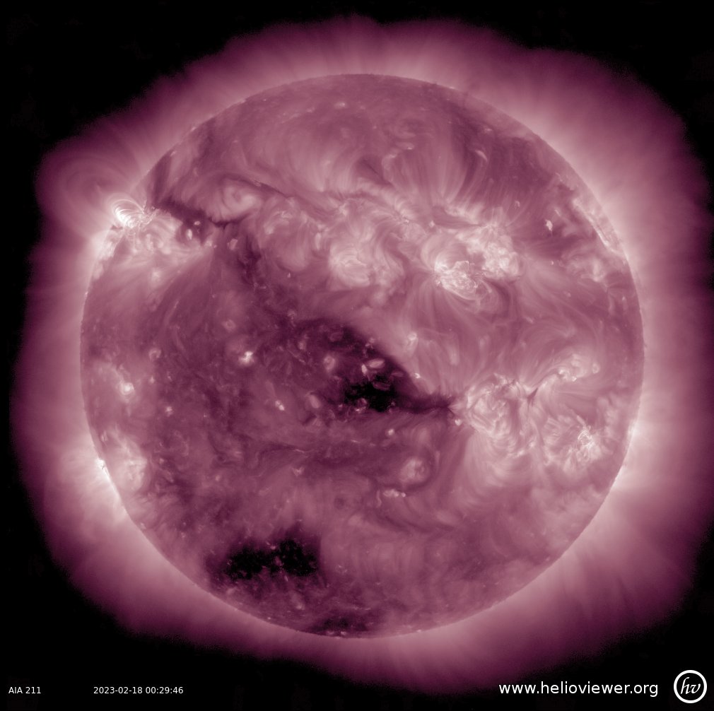 Gaston Giribet on Twitter "RT drkstrong CORONAL HOLE ALERT There is