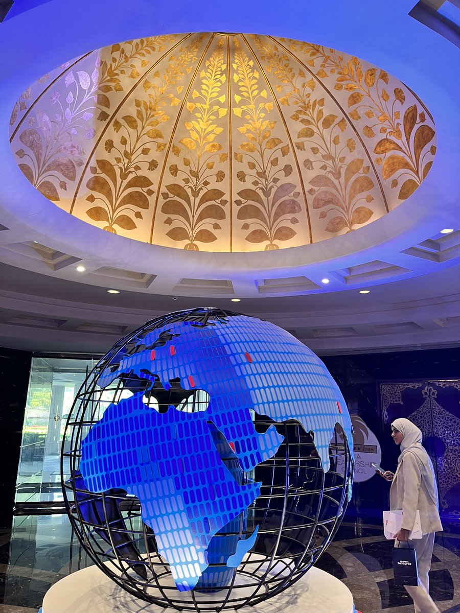 siddharthjain8's tweet image. Global Business Summit 2023 @Taj Palace, New Delhi 

India’s biggest CEO gathering, with confirmed attendance of over 400 CEOs and many more C-suite leaders from India and beyond.