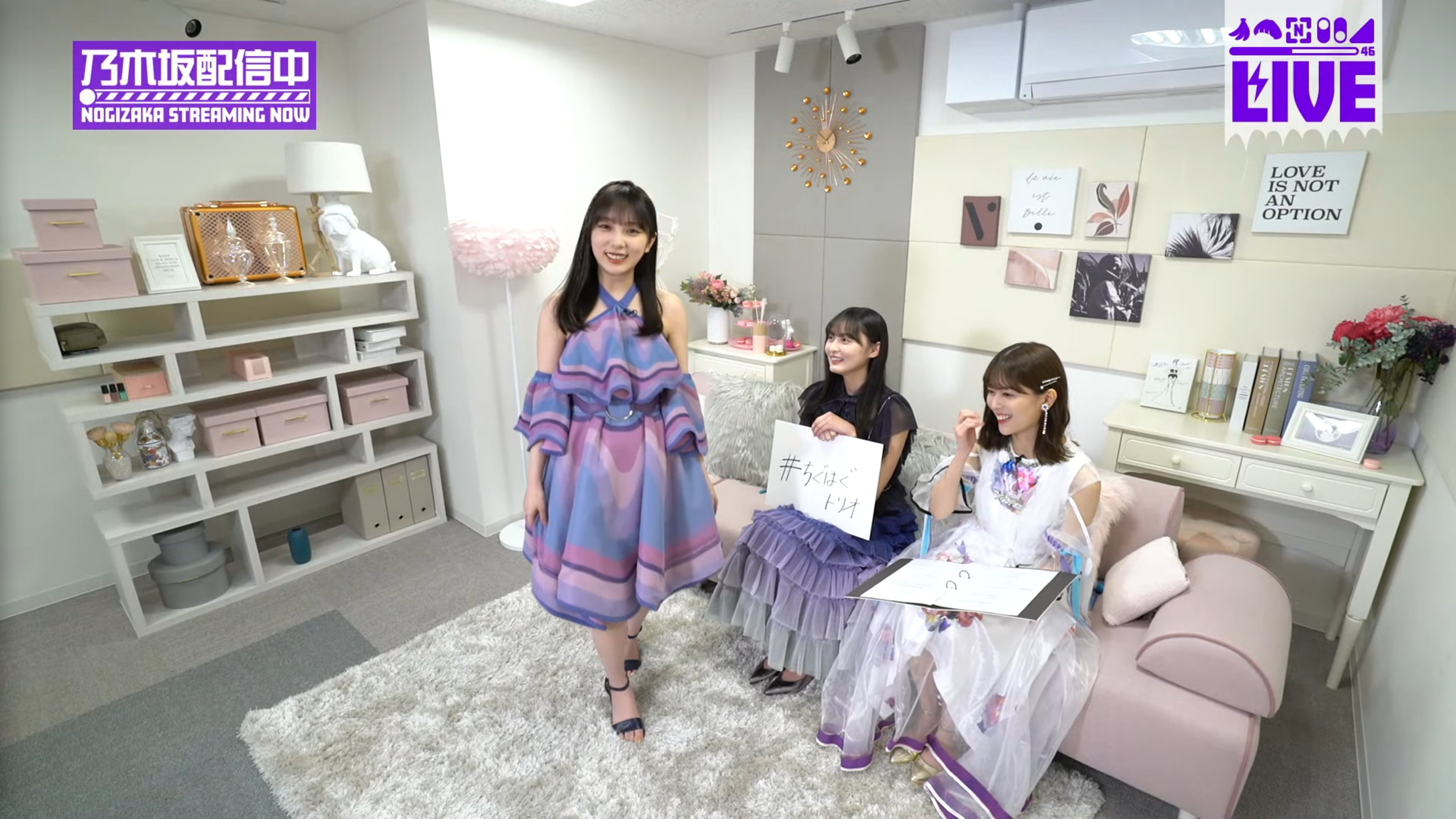 与田祐希　逃げ水衣装直筆サイン入りアクスタ　最終値下げ 与田祐希 逃げ水衣装直筆サイン入りアクスタ 最終値下げ - メルカリ