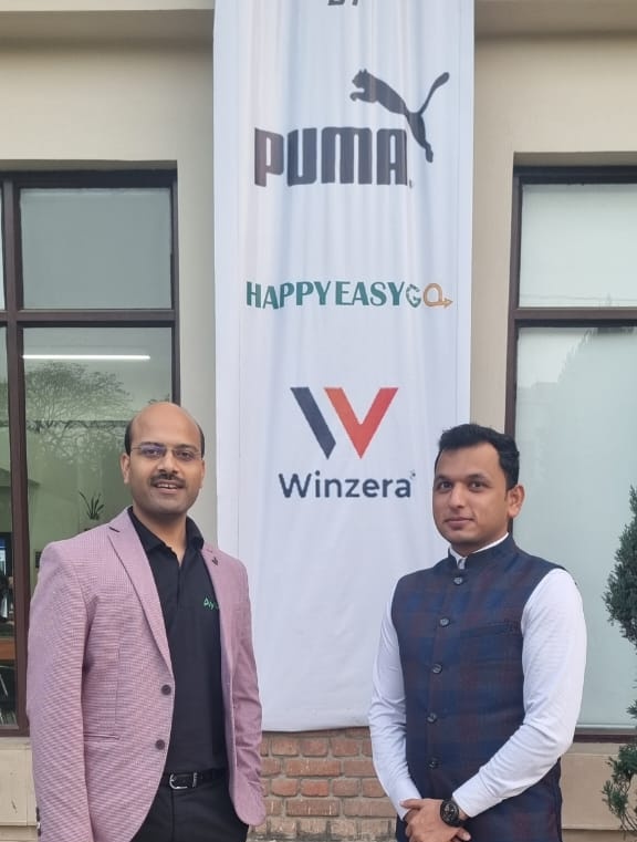 leadwithudit's tweet photo. Mr Nikhil Pratap Singh and I attended Chakarvayu, a really fascinating event. One of the top business schools, IMT Ghaziabad, had Chakarvayu event that Winzera sponsored. Shared the same co-sponsor spot as Puma .
. https://t.co/1MoCVR0pn7