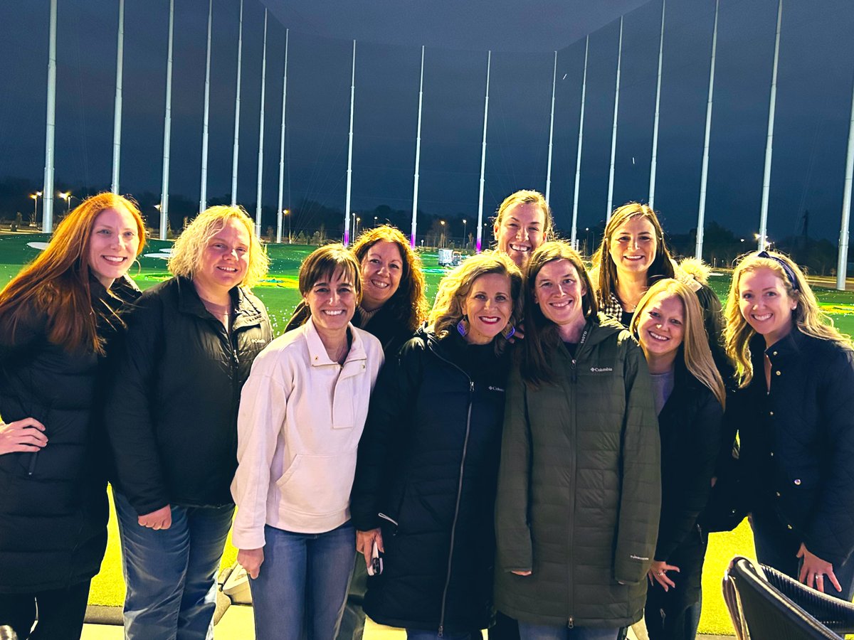 One special group of #PICUAPP women & Dr Lyons! Amazing professionals and not to bad at golf! @UofLPedsCCM @UofLPeds @NCProvider #PedsICU #PedsCICU @DMVanDammeNP