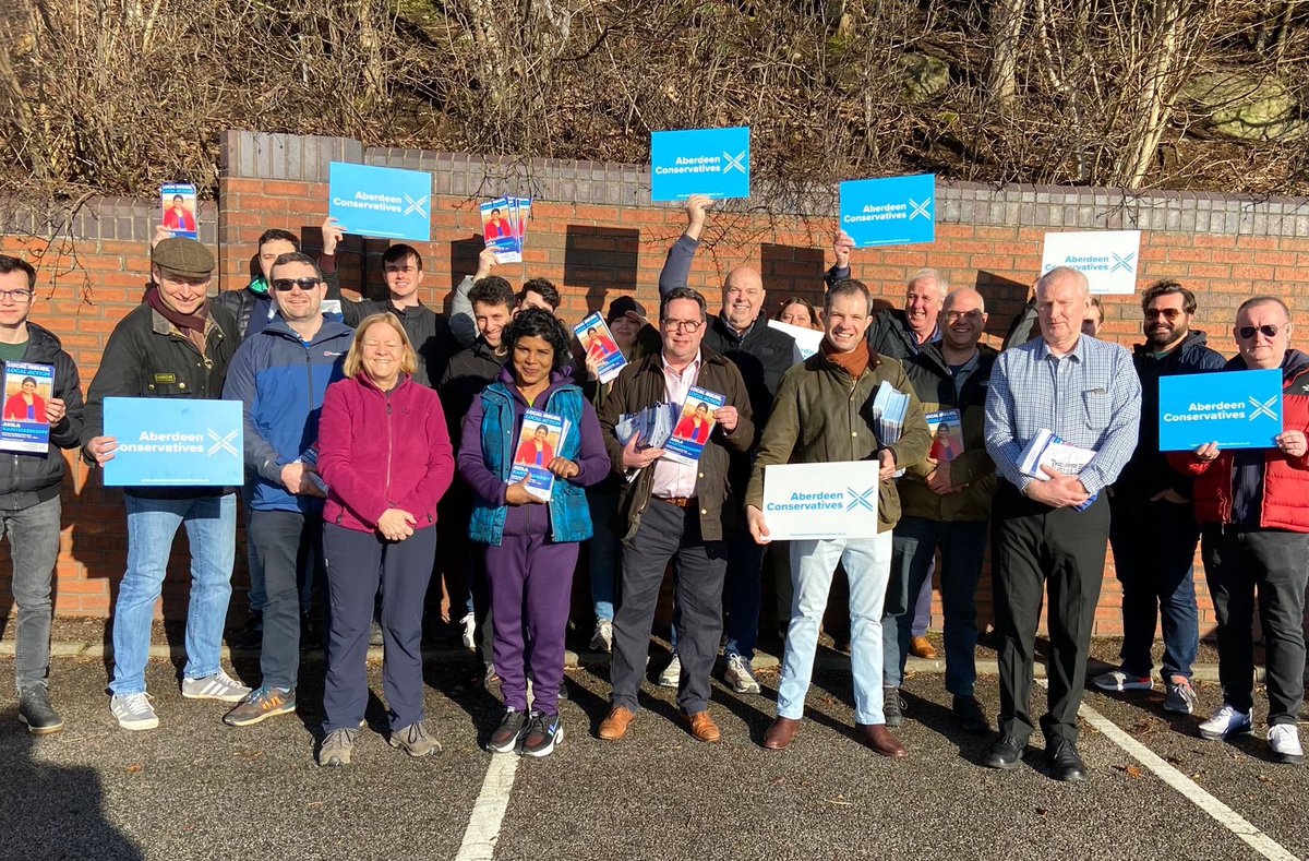 CraigWHoy1's tweet photo. Fantastic to be out in #Danestone today for @ScotTories candidate @akilabhi1119 Akila Kanthaswamy.
Akila will work hard all year round for the residents of the #Dyce, #Bucksburn and Danestone. https://t.co/jUHufeRmuO