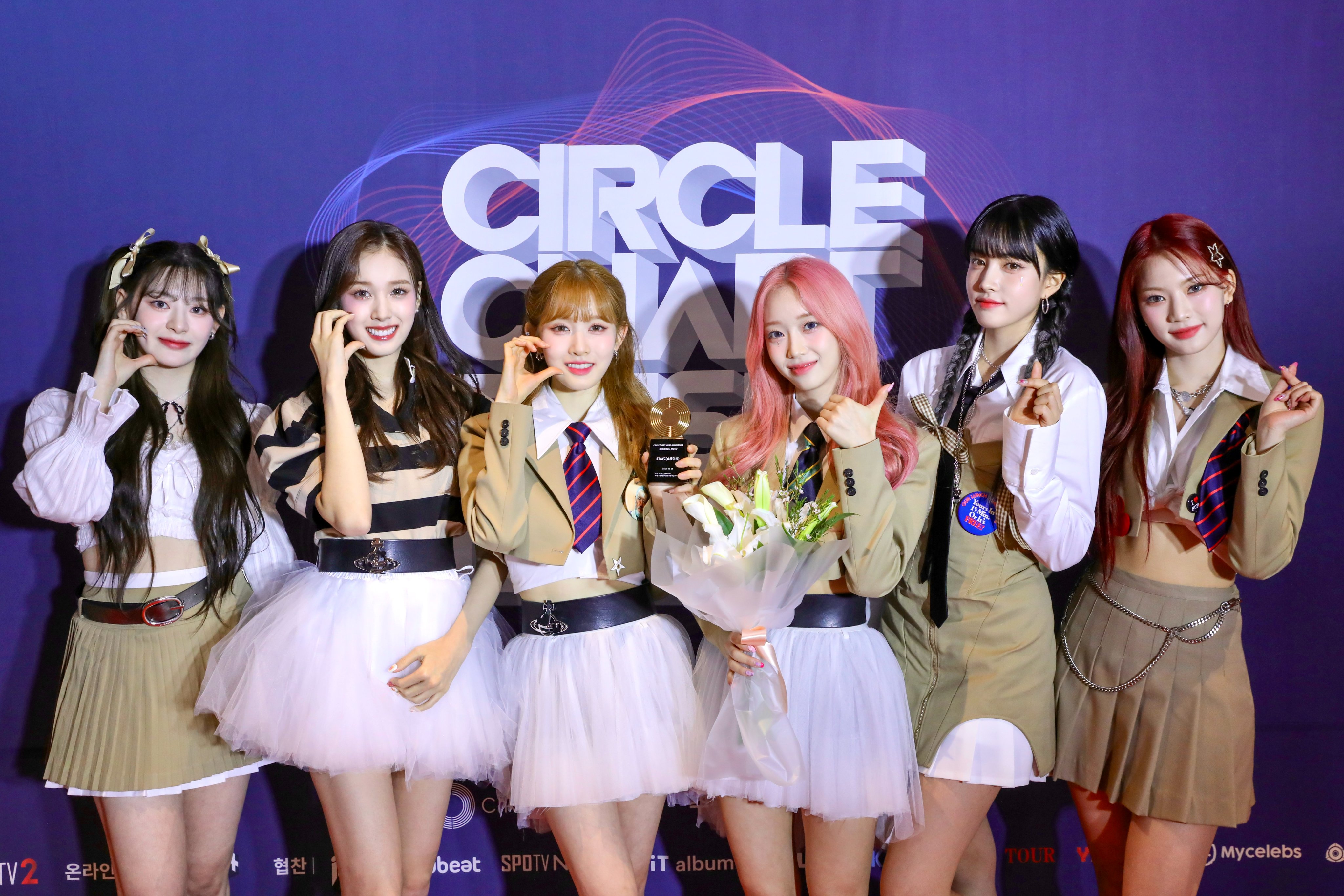 FpQJRL5aAAonV9g?format=jpg&name=4096x4096