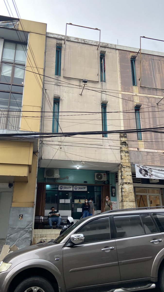 HALOOO balik lagi sama cila disini🫶🏼 hari ini mbak abis anter cila periksa ke drh ivan, iya di bandung, jauh bgt kan dari jakarta-bandung muehehe